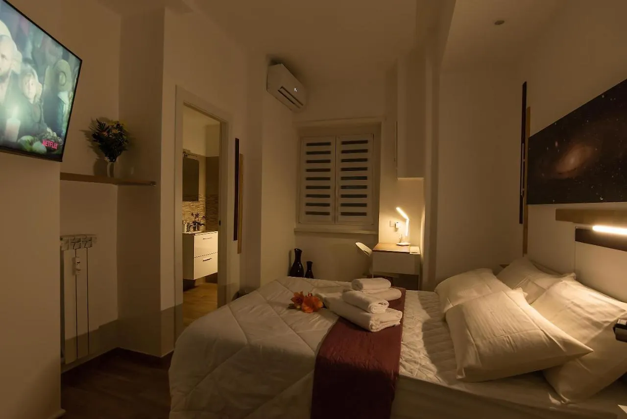 Appartamento Galassie Rome